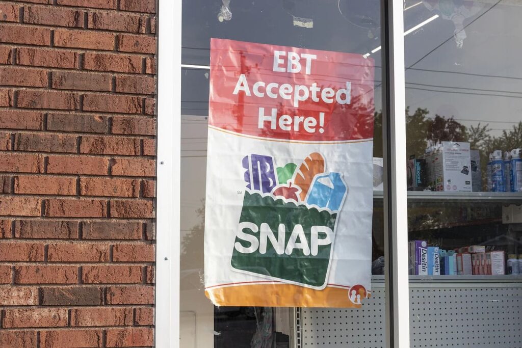 can mixed status households get food stamps