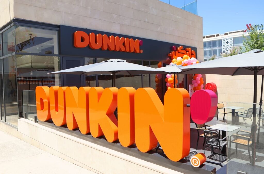 does dunkin' take apple pay in-store